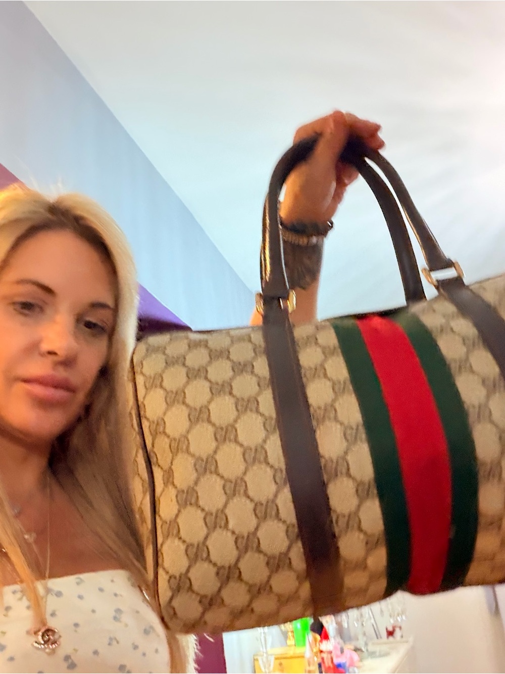 Gucci Beige Monogram Duffel with Red & Green Center Stripe - Picture 9 of 12